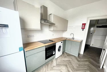 3 bed flat, 2 Lockyer Road,, Peverell, Plymouth, PL34RL - Image 4